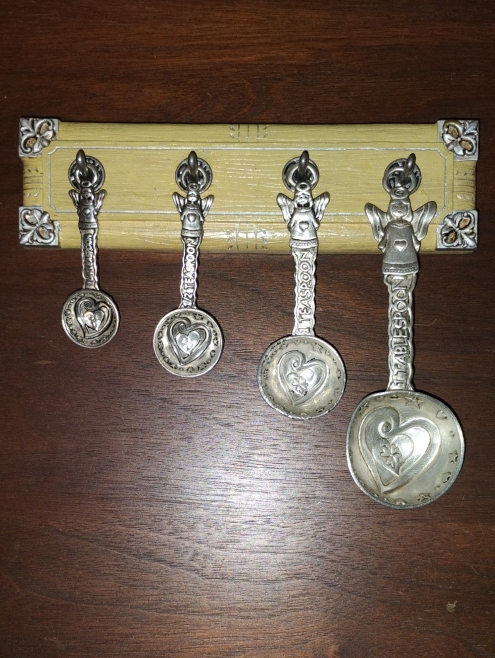Handcrafted Silver-Tone Heart Measuring Spoon Wall Decor - Unbranded